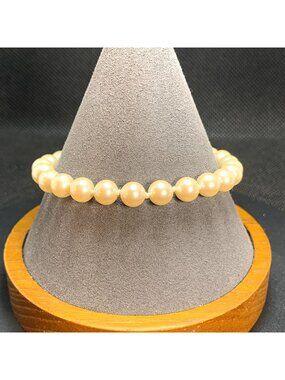 Faux Pearl 6.75mm Width Bracelet Box Catch Vintage Size 8.25'' Length